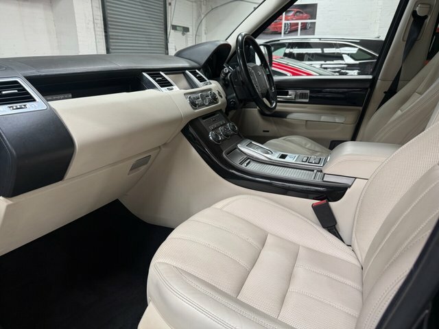 Land Rover Range Rover Sport 3.0L Tdv6 Hse 245 Bhp Grey #29