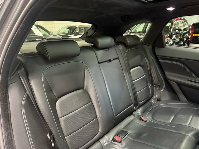 Jaguar F-Pace F-pace R-sport Awd D Red #21