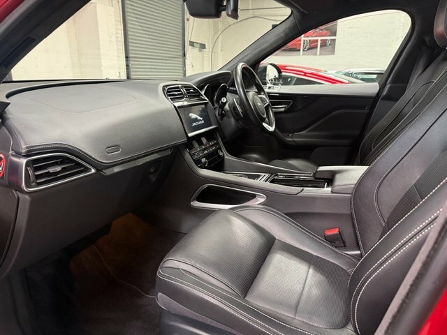 Jaguar F-Pace F-pace R-sport Awd D Red #26