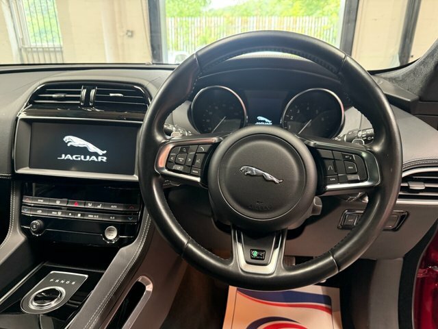 Jaguar F-Pace F-pace R-sport Awd D Red #18