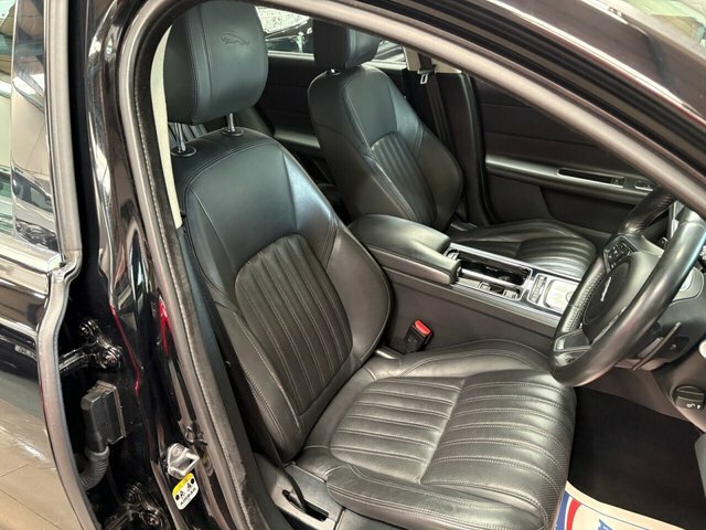 Jaguar XF Portfolio White #17