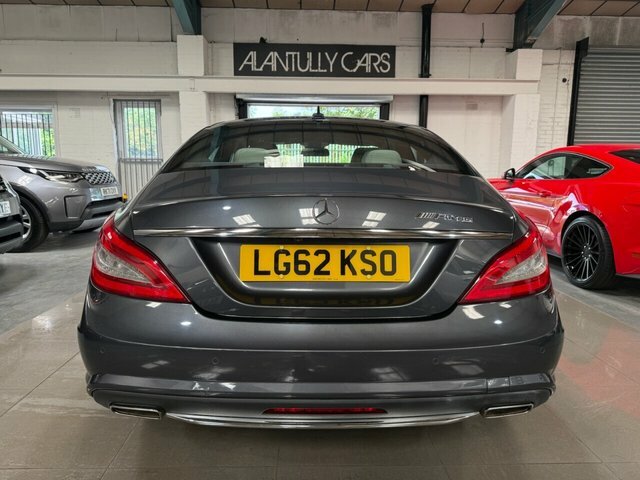 Mercedes-Benz CLS 2012 2.1 Cls250 Cdi Blueefficiency Sport Coupe Grey #4