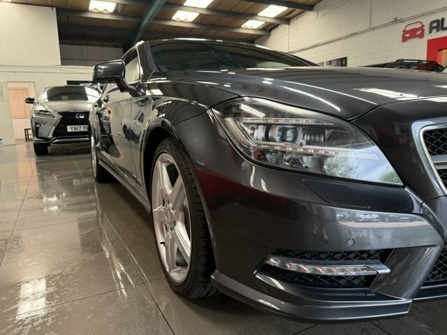 Mercedes-Benz CLS Coupe Black #10