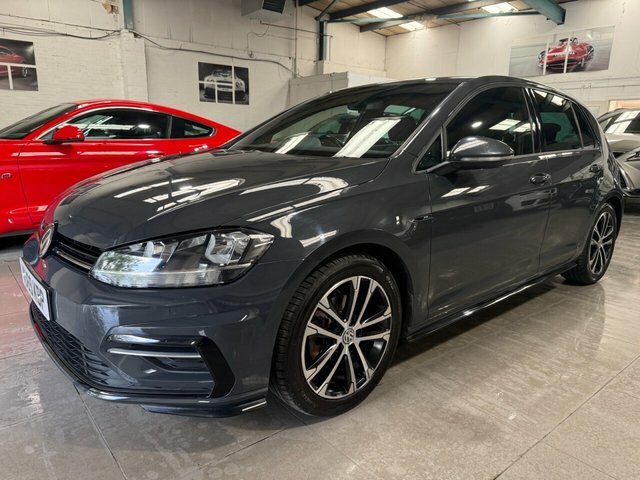 Volkswagen Golf 2019 1.5 Tsi Evo Gpf R-line Hatchback D Grey #3