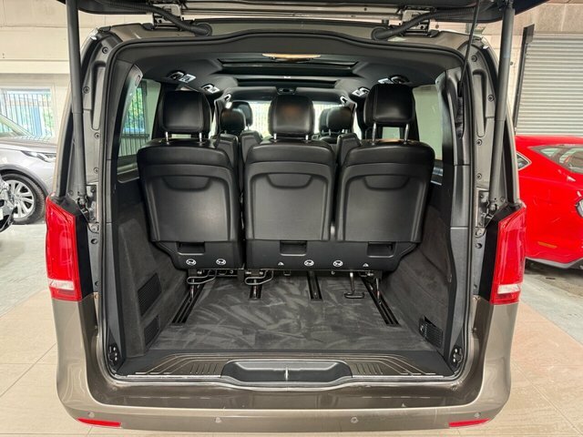 Mercedes-Benz V Class V 220 D Amg Line Silver #25