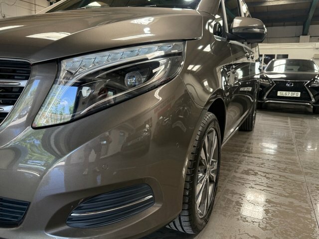 Mercedes-Benz V Class V 220 D Amg Line Silver #9