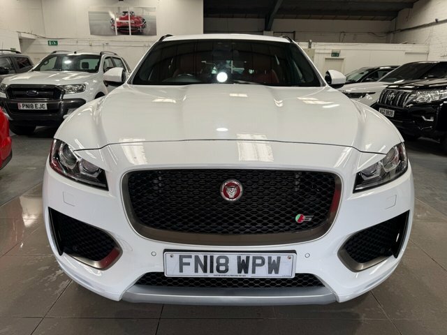 Jaguar F-Pace 2018 3.0 V6 S Suv Awd Euro 6 Ss White #3