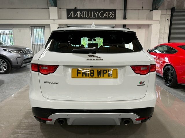 Jaguar F-Pace 2018 3.0 V6 S Suv Awd Euro 6 Ss White #4