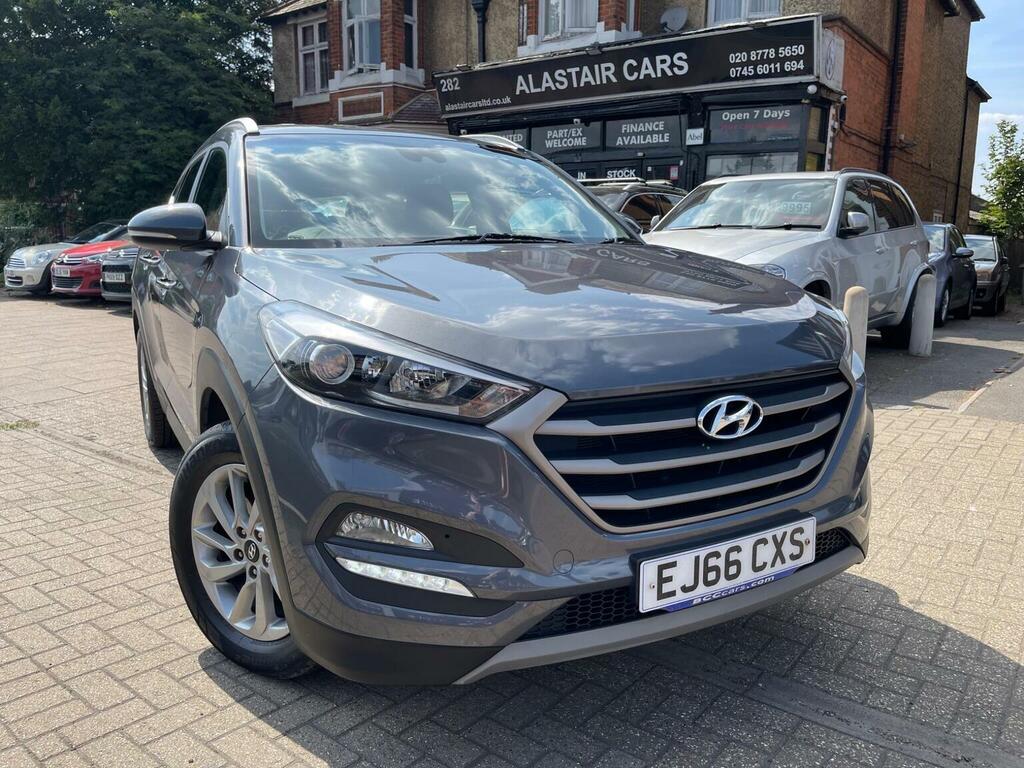 Hyundai Tucson Suv 1.6 Gdi Blue Drive Se Euro 6 Ss 20166 Grey