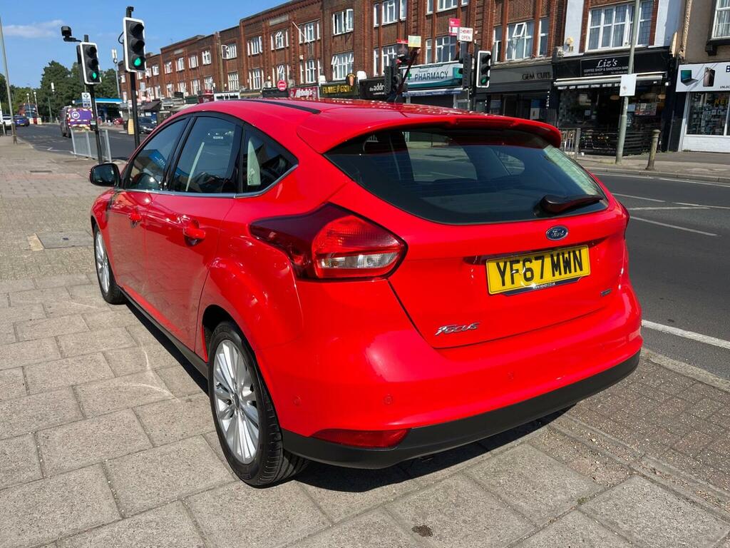 Ford Focus Hatchback 1.0T Ecoboost Titanium X Euro 6 Ss YF67MWN Red #5