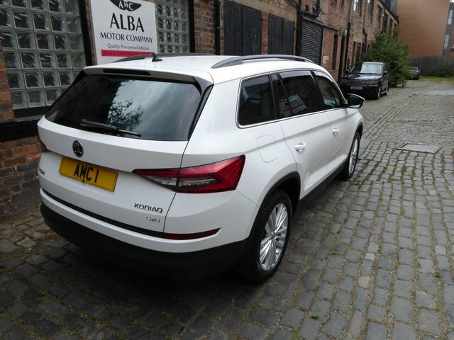 Skoda Kodiaq 2.0 Tdi Se L White #6