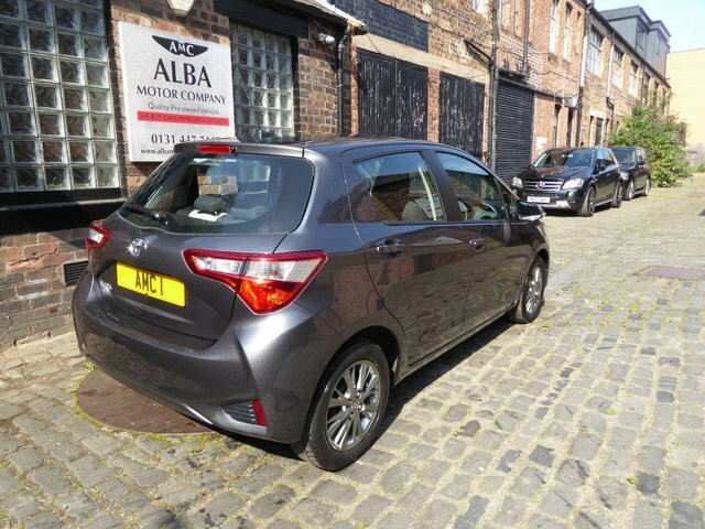 Toyota Yaris 1.5 Vvt-i Icon Cvt Grey #6