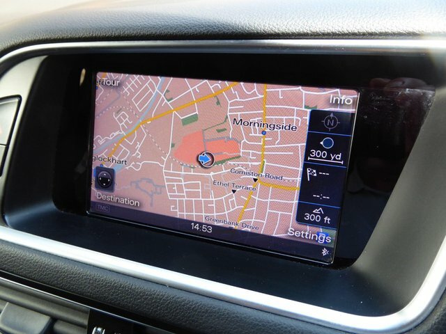 Audi Q5 Suv White #17