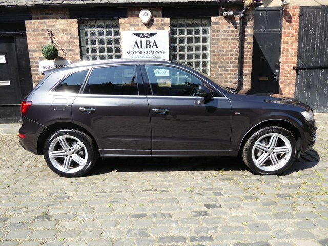 Audi Q5 Suv White #7