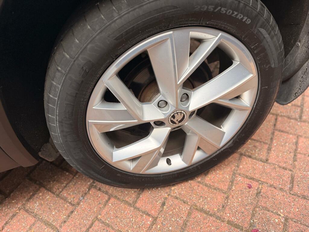 Skoda Kodiaq Se L 1.4 Tsi Grey #36