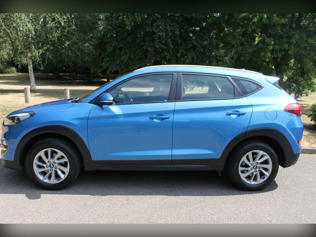 Hyundai Tucson 1.6 Gdi Blue Drive Se Nav Suv Eu Blue #2