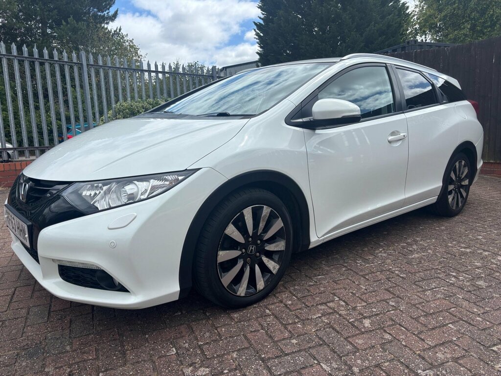 Honda Civic 1.6 I-dtec Ex Plus Tourer Euro 5 Ss RF63HHN White #4