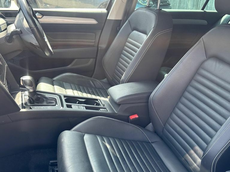 Volkswagen Passat 1.4 Tsi 13Kwh Gte Saloon Plug-in Hybrid Grey #22