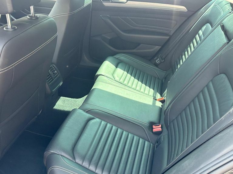 Volkswagen Passat 1.4 Tsi 13Kwh Gte Saloon Plug-in Hybrid Grey #12