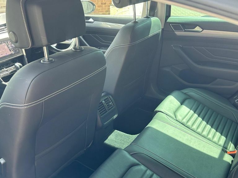 Volkswagen Passat 1.4 Tsi 13Kwh Gte Saloon Plug-in Hybrid Grey #11