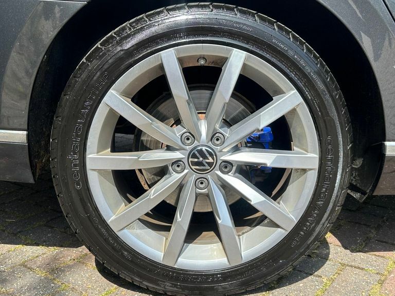 Volkswagen Passat 1.4 Tsi 13Kwh Gte Saloon Plug-in Hybrid Grey #19