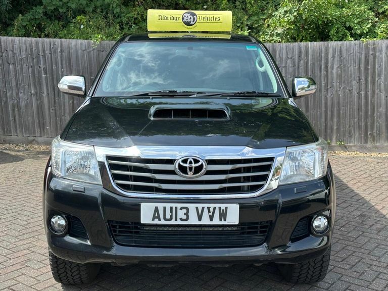 Toyota HILUX 3.0 D-4d Invincible 4Wd Black #5