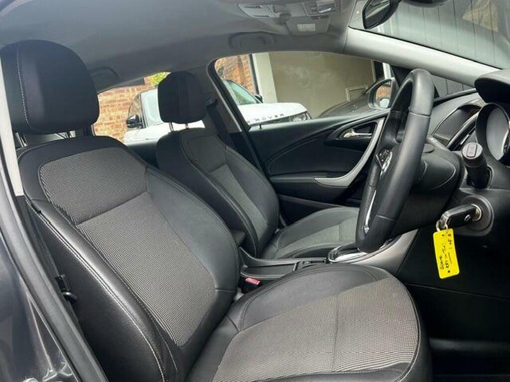 Vauxhall Astra 1.6I 16V Club Hatchback 155 Gk Silver #8