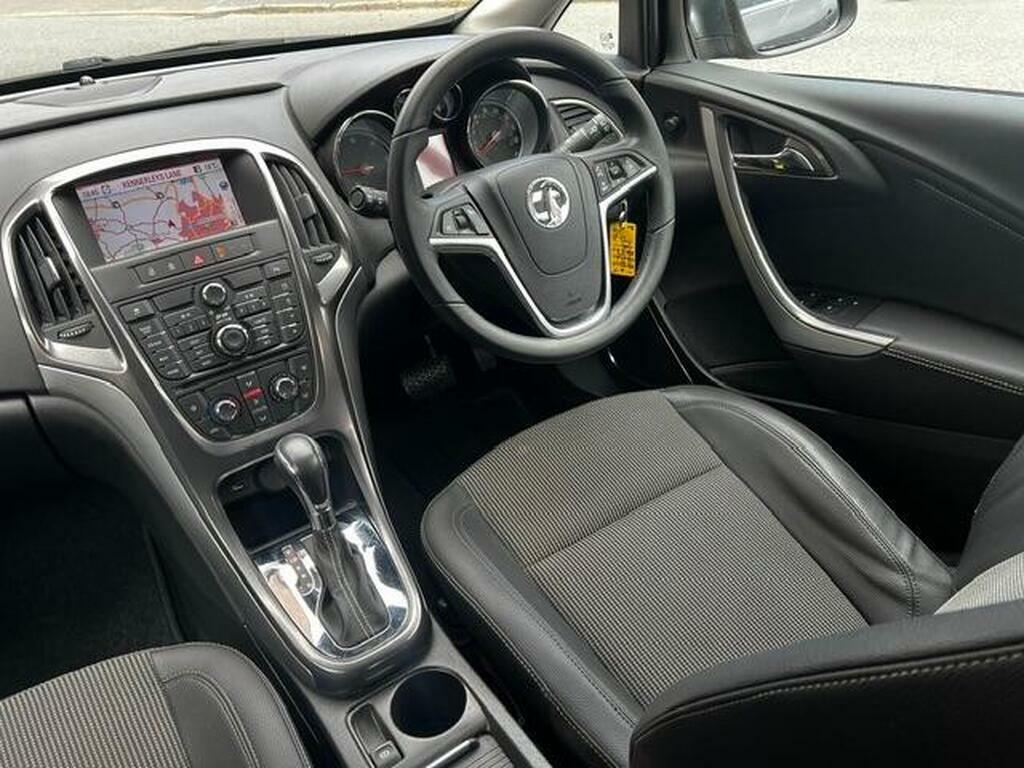 Vauxhall Astra 1.6I 16V Club Hatchback 155 Gk Silver #11