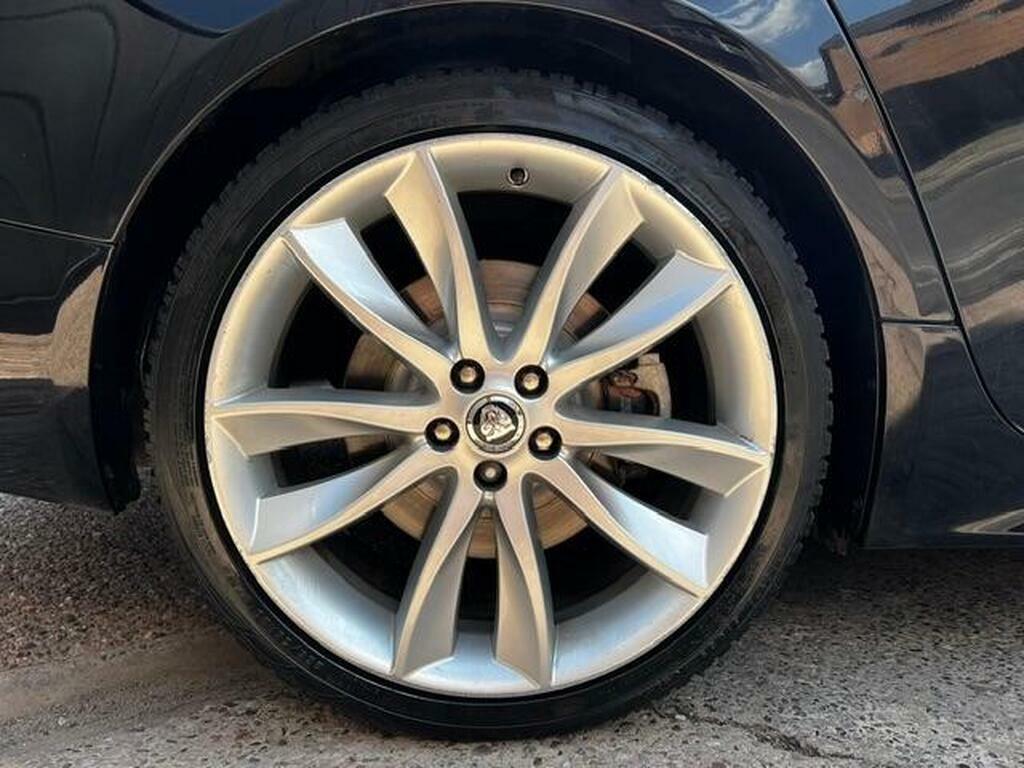 Jaguar XF Saloon Blue #36