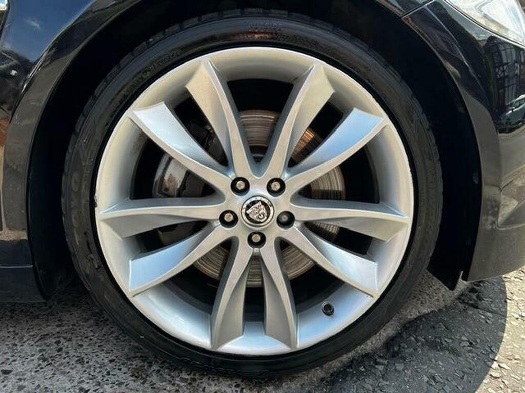 Jaguar XF Saloon Blue #34