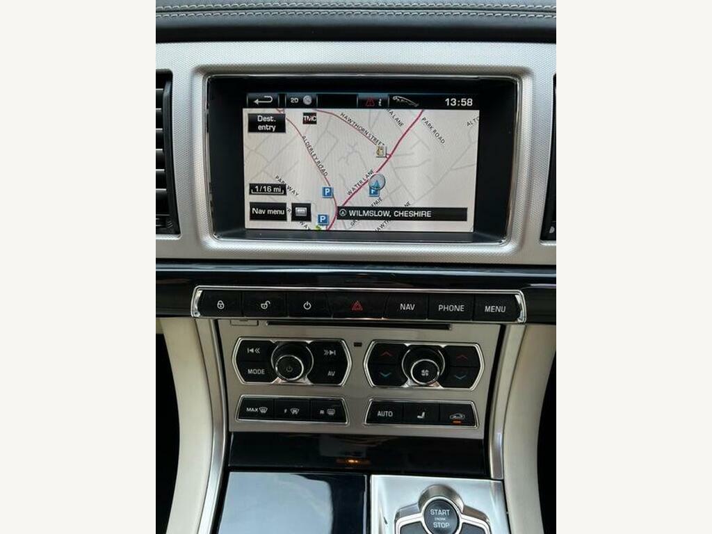 Jaguar XF Saloon Blue #20
