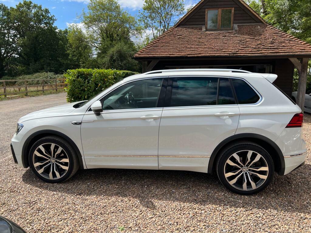Volkswagen Tiguan 2.0 Tdi R-line Dsg 4Motion Euro 6 S S White #3