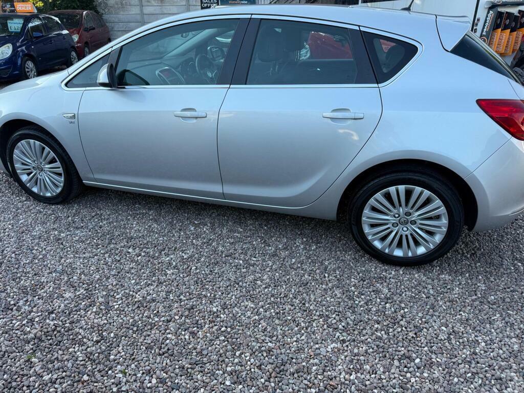 Vauxhall Astra 1.4 16V Excite Euro 5 DK64WWU Silver #6
