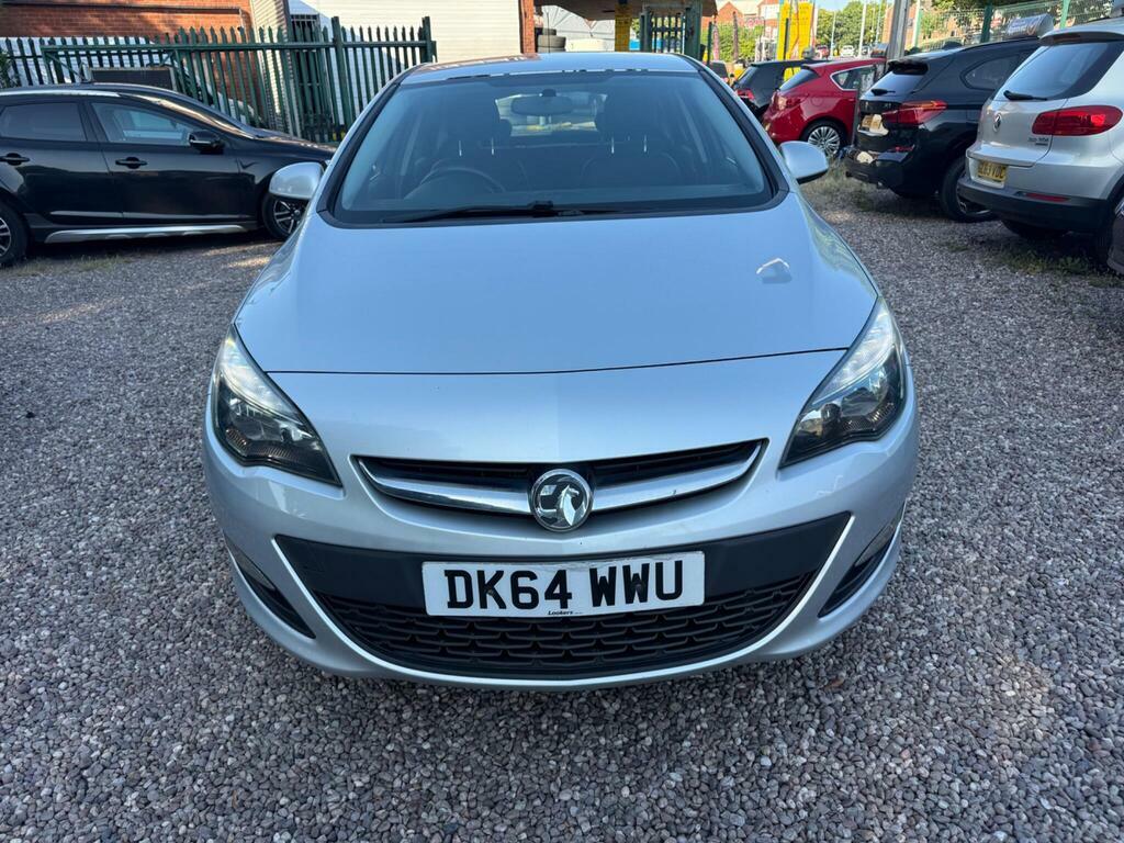 Vauxhall Astra 1.4 16V Excite Euro 5 DK64WWU Silver #2