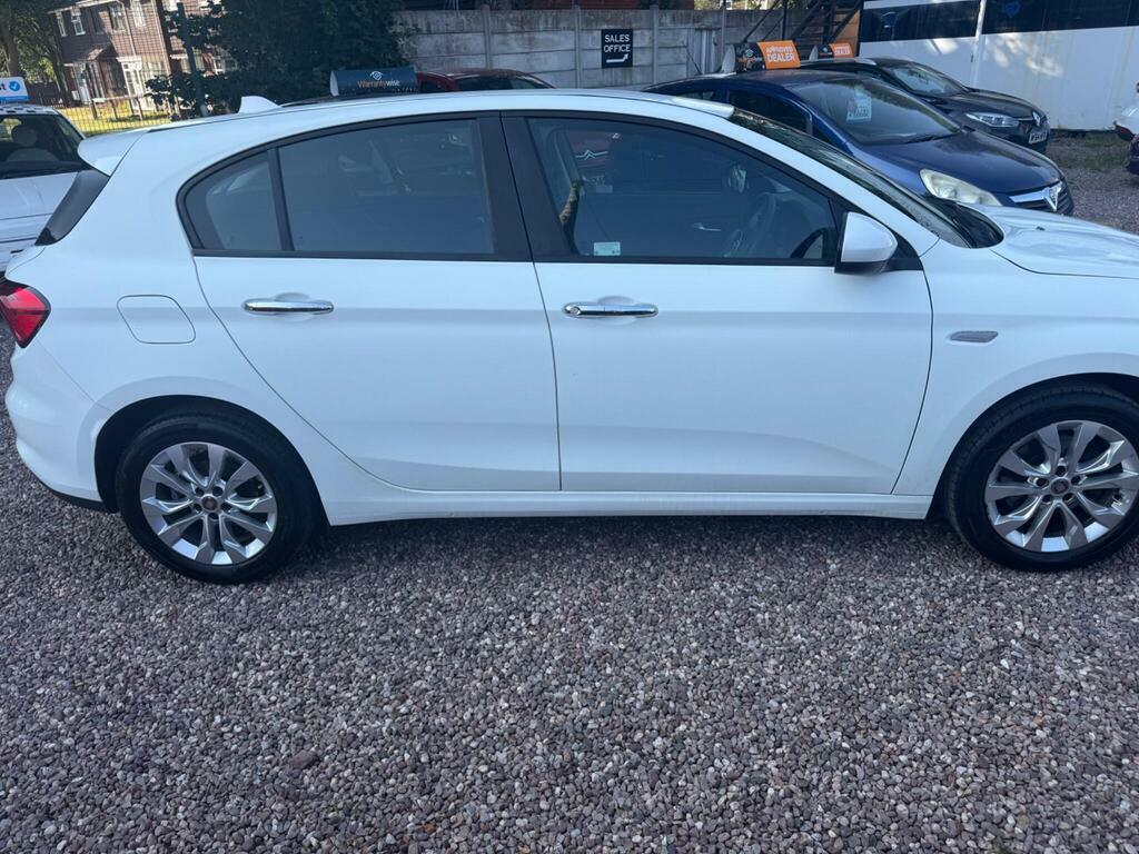 Fiat Tipo 1.4L Easy 94 Bhp Black #8