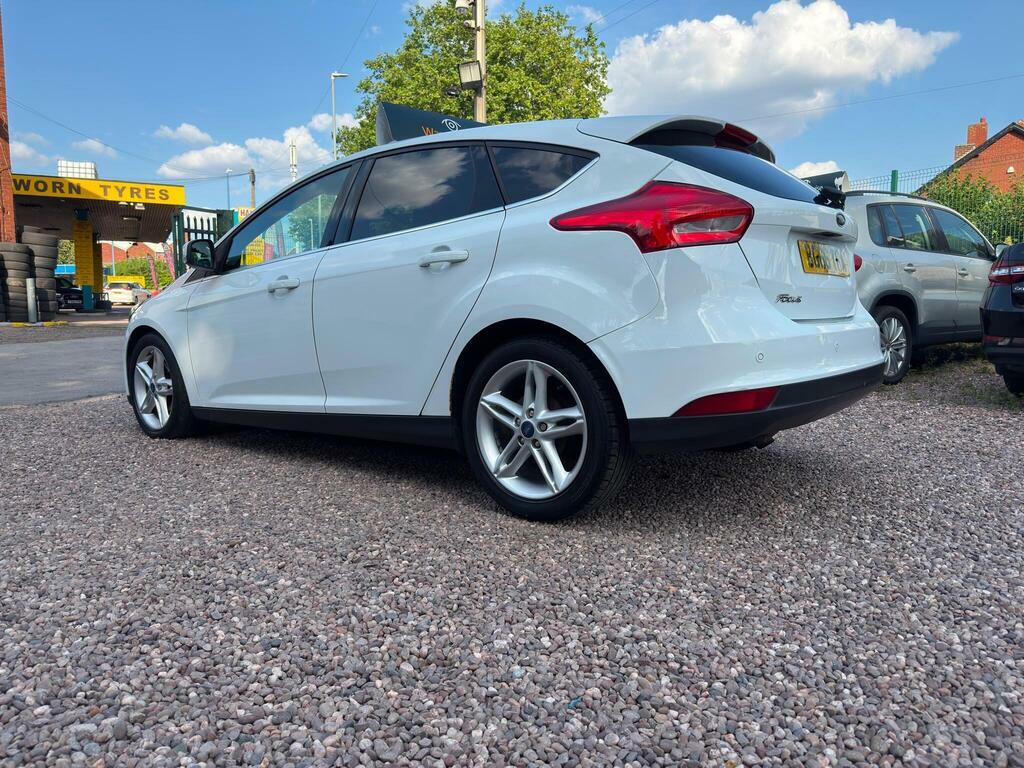Ford Focus 1.5 Tdci Titanium Powershift Euro 6 S S White #3