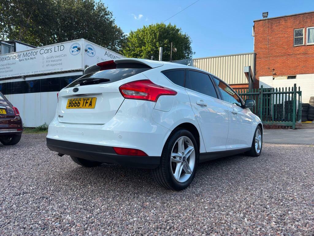Ford Focus 1.5 Tdci Titanium Powershift Euro 6 S S White #4