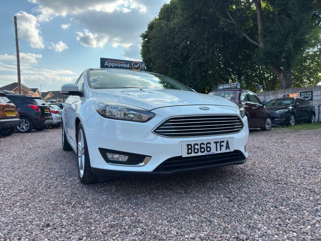 Ford Focus 1.5 Tdci Titanium Powershift Euro 6 S S White #5