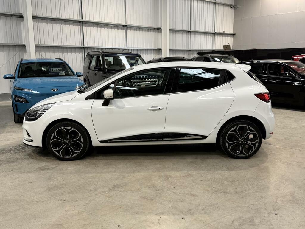 Renault Clio 1.5 Dci Iconic Hatchback Euro 6 CA19KKP White #4