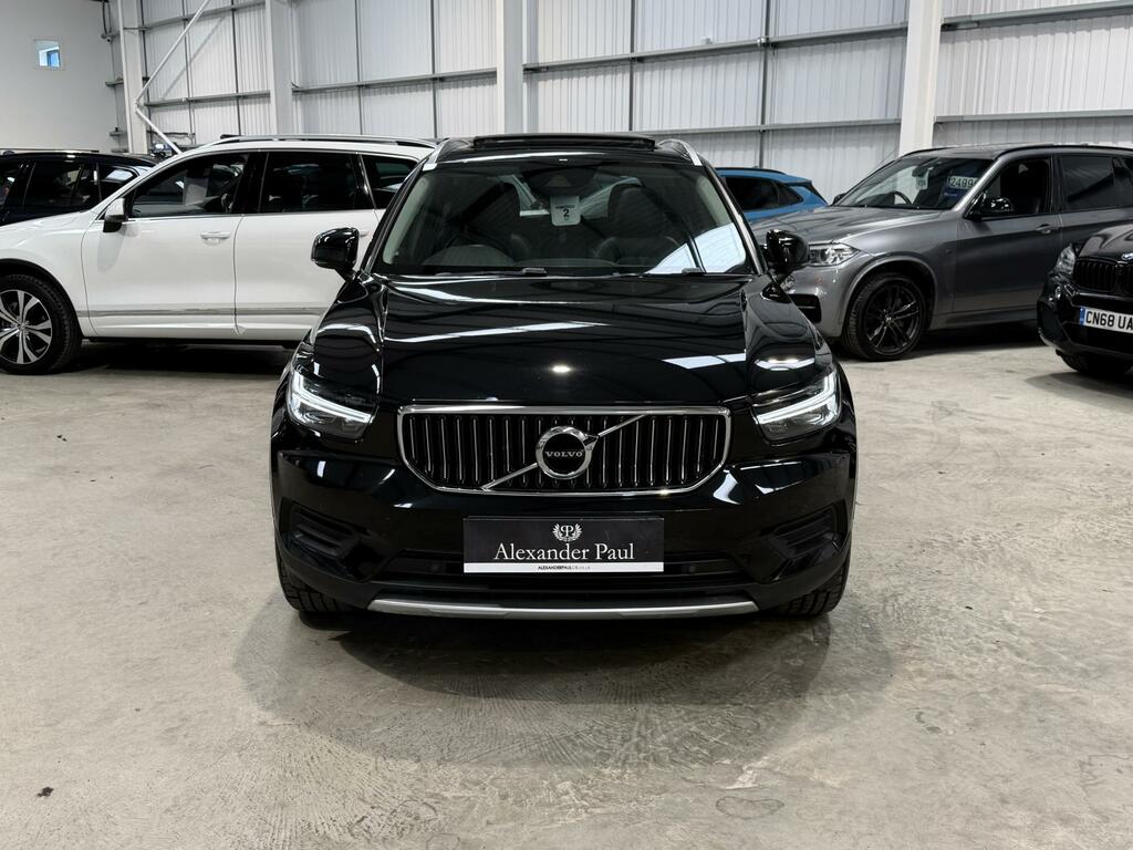 Volvo XC40 1.5 T3 Inscription Suv Euro 6 Ss VE21UUX Black #3