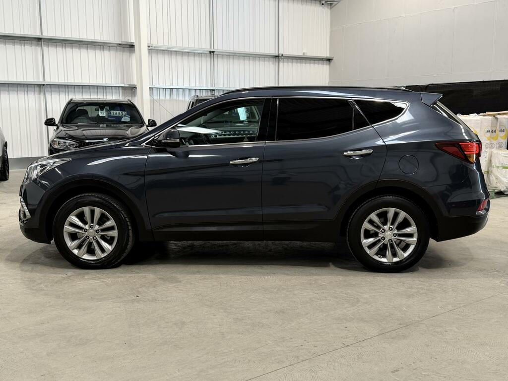 Hyundai Santa Fe 2.2 Crdi Blue Drive Premium Suv 4W ET18MJY Blue #4