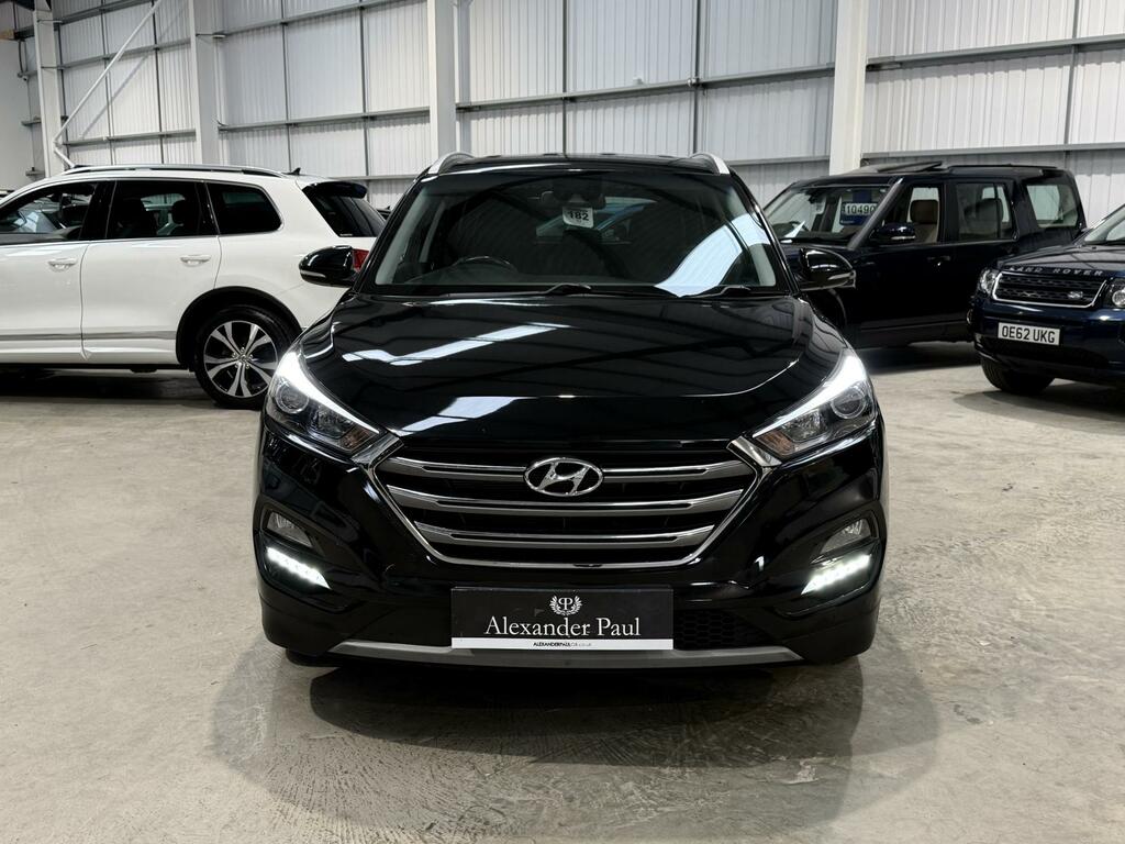 Hyundai Tucson 1.7 Crdi Blue Drive Premium Suv Dct Eur CF17YKE Black #2