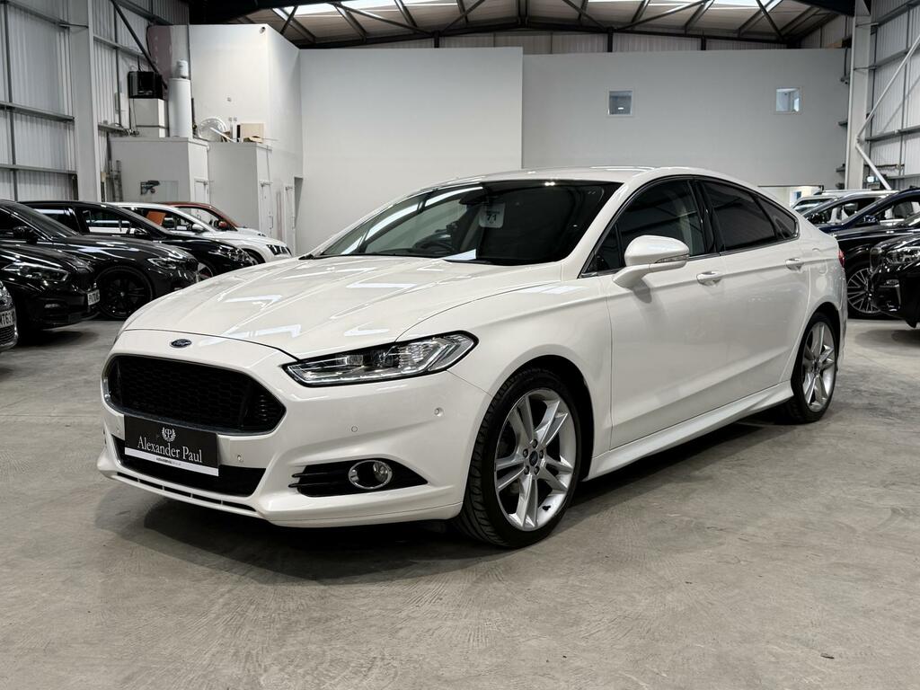 Ford Mondeo 2.0 Tdci Titanium Hatchback Powershift White #3