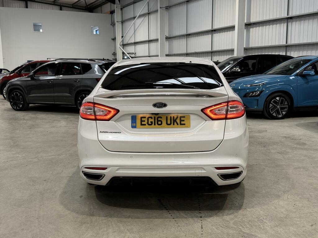 Ford Mondeo 2.0 Tdci Titanium Hatchback Powershift White #6