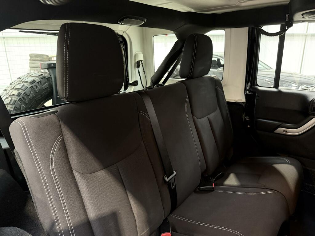 Jeep Wrangler Suv 2.8 Black #19