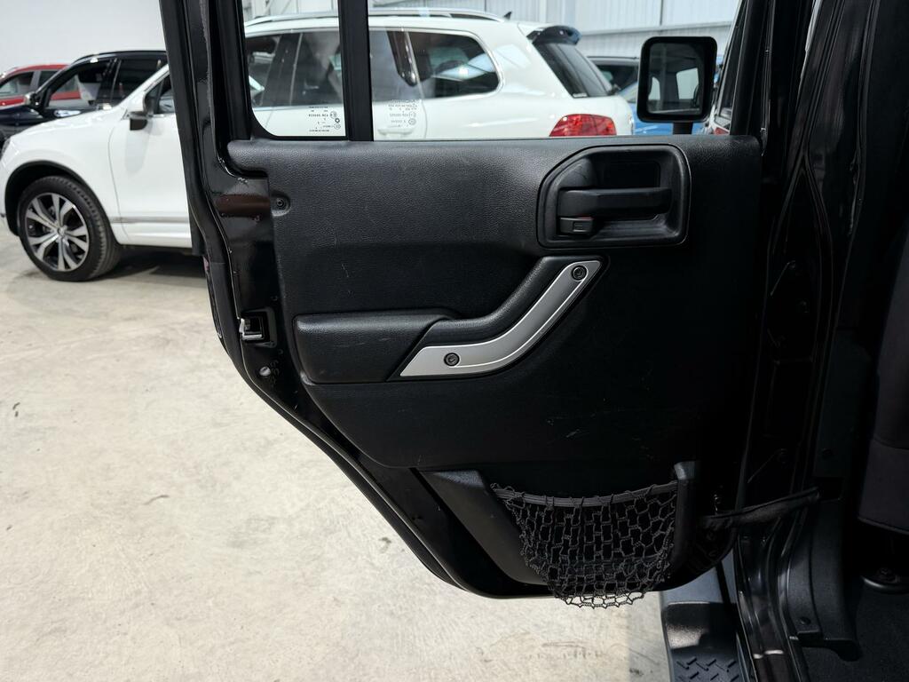 Jeep Wrangler Suv 2.8 Black #20