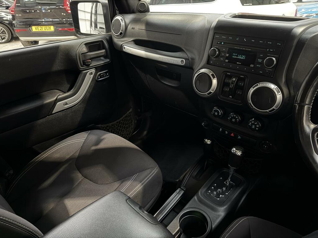 Jeep Wrangler Suv 2.8 Black #13