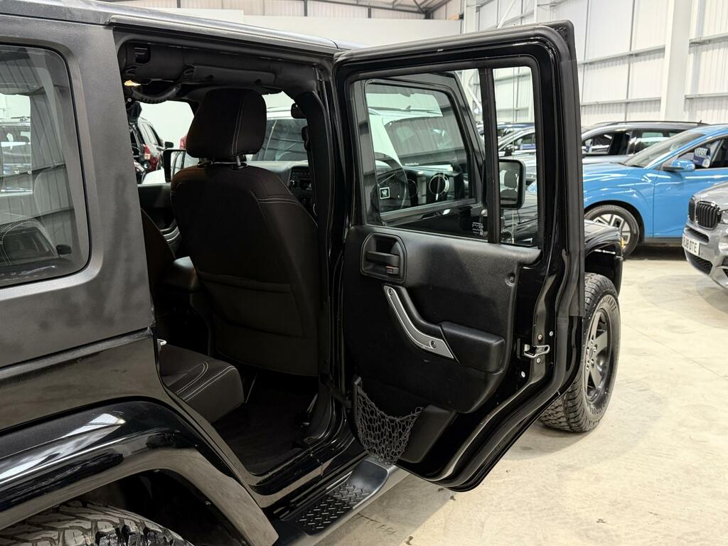 Jeep Wrangler Suv 2.8 Black #18