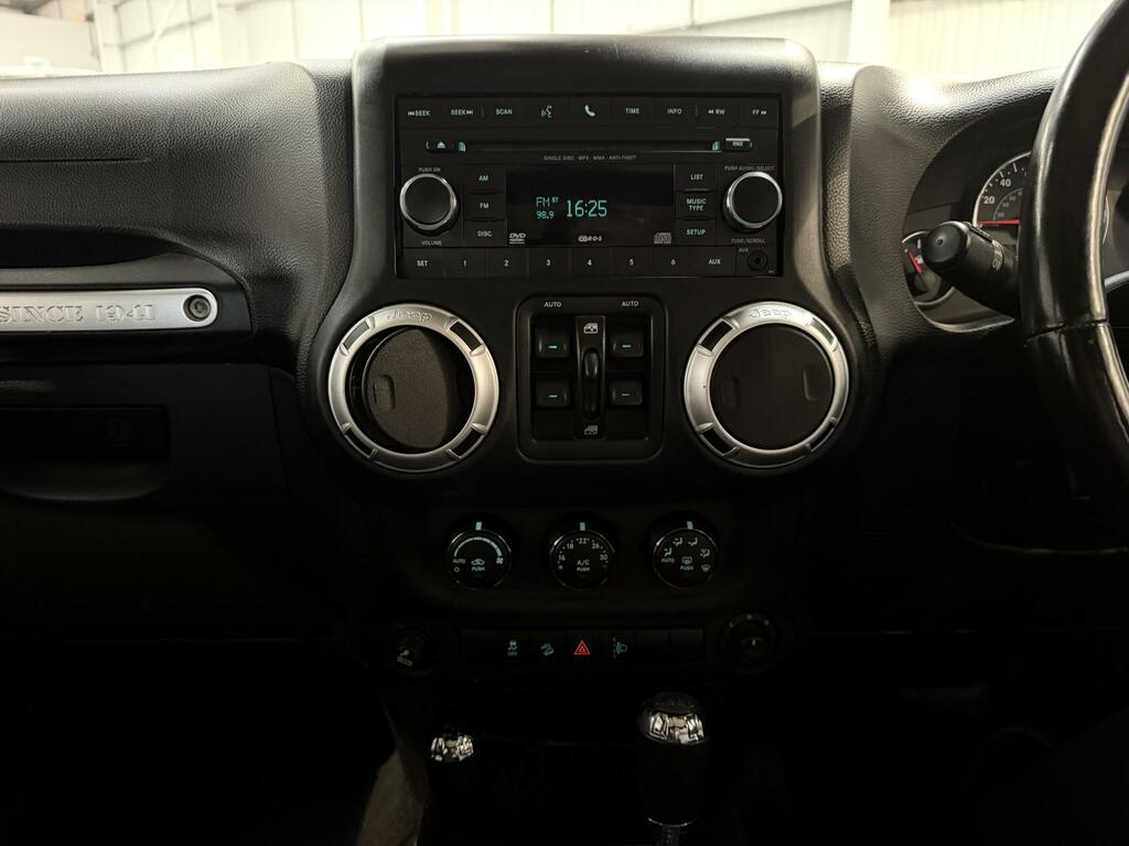 Jeep Wrangler Suv 2.8 Black #14