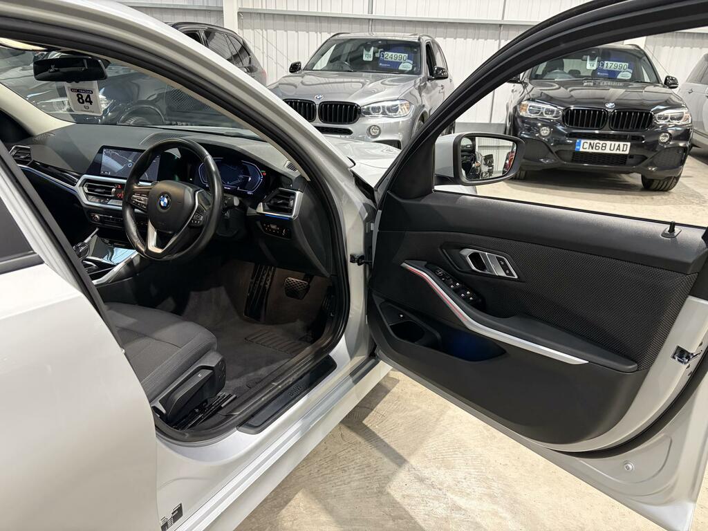 BMW 3 Series 320I M Sport Step White #13